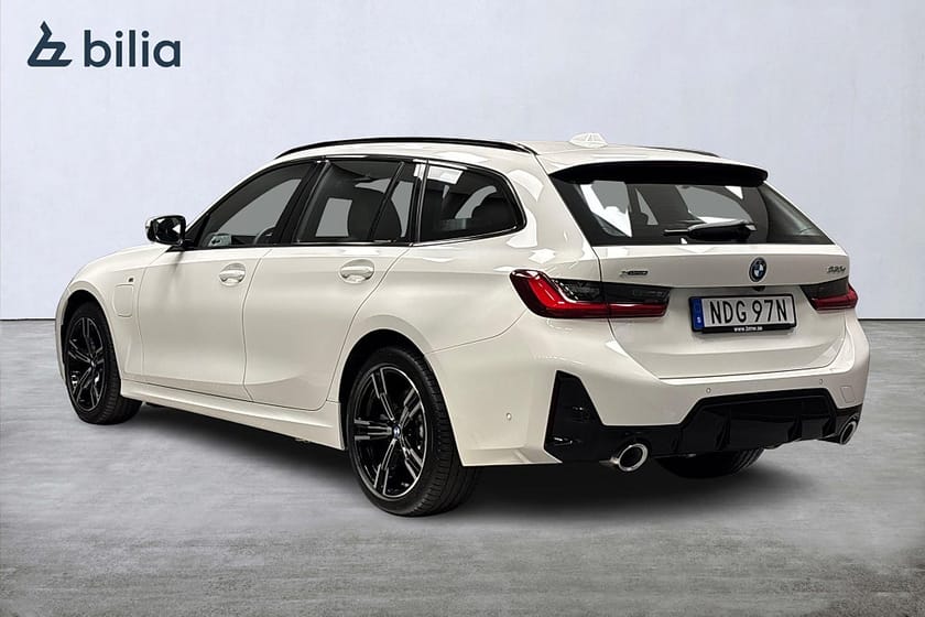 Bild 4 av BMW 330e xDrive Touring M Sport  Aktiv fartållare +Stop&Go Drag