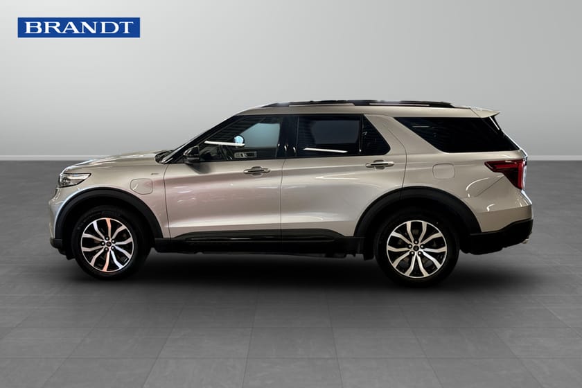 Bild 3 av Ford Explorer Plug-In Hybrid 