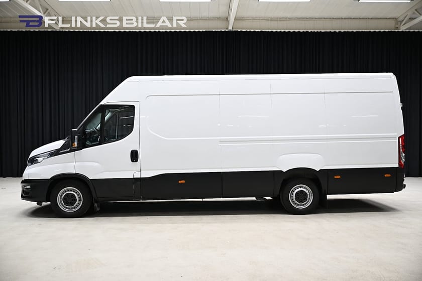Bild 2 av Iveco Daily 35-140 Van 136HK Automat|Extralång|3.5Ton-Dragvikt|Lågmil