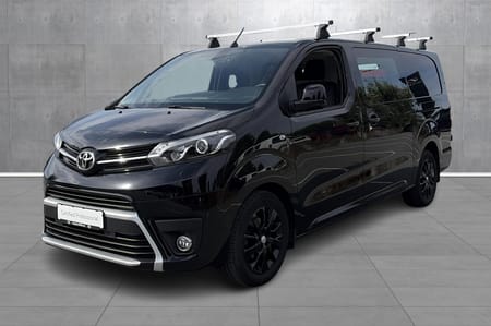 Toyota Proace 2,0d Aut. 144hk L2, Comf. Blackpack, sideh. bakdører
