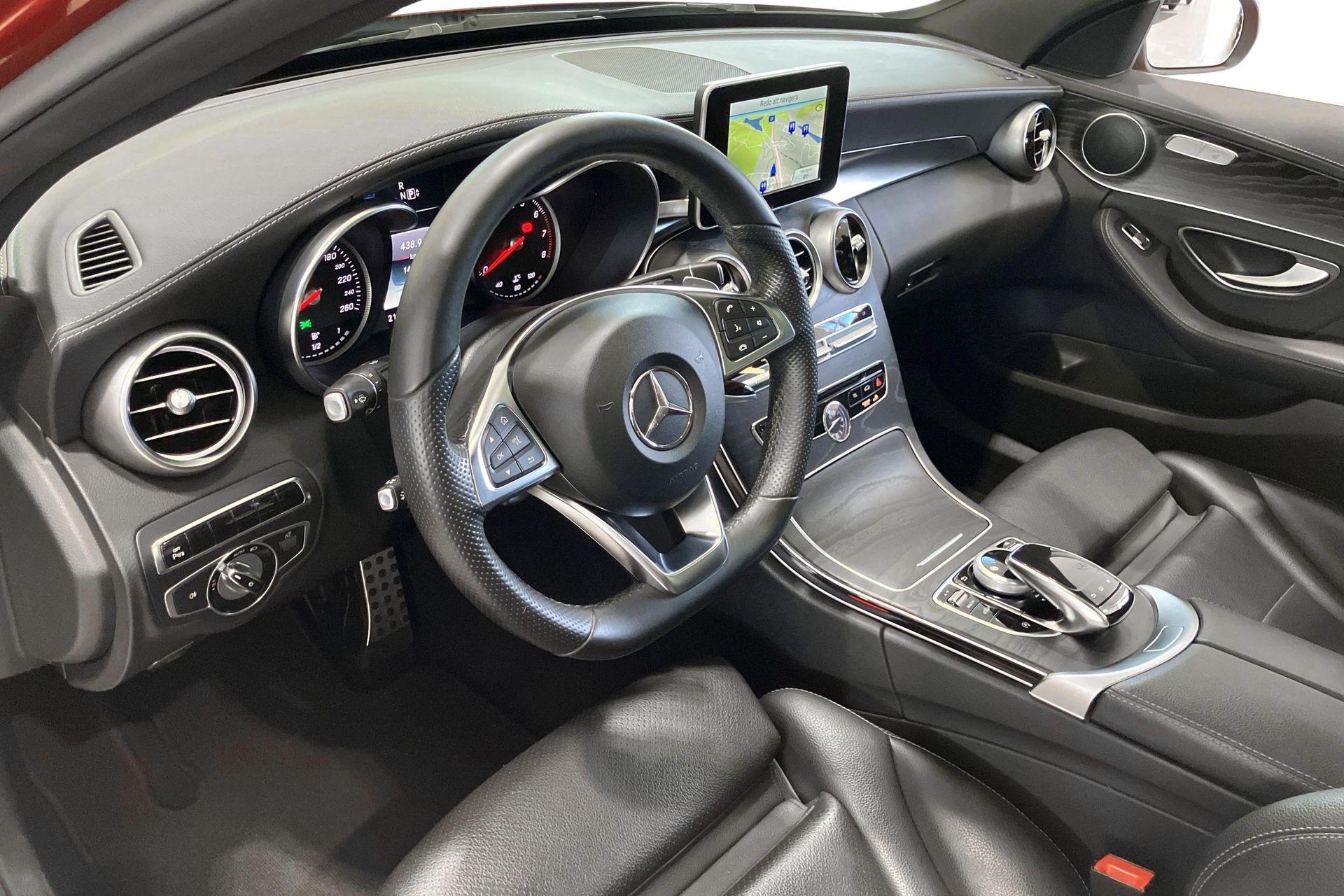 Mercedes-Benz C 400 4MATIC KOMBI 2015, kuva 7/15