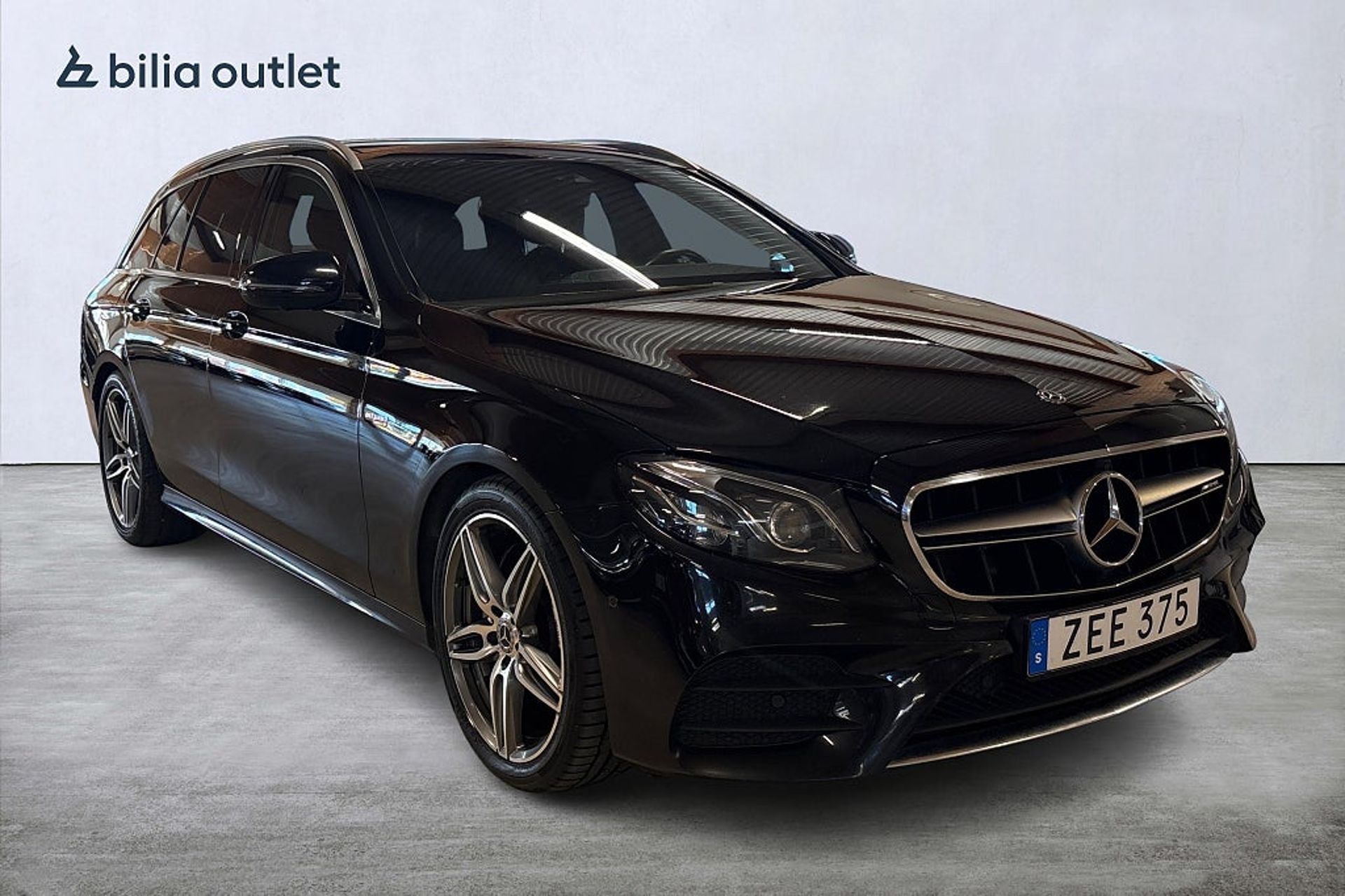 Mercedes-Benz E 220 T d 4M AMG / Pano 2018, bild 4/10