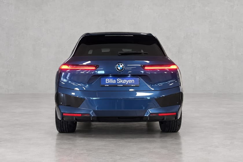 Bilde 3 av BMW iX xDrive40