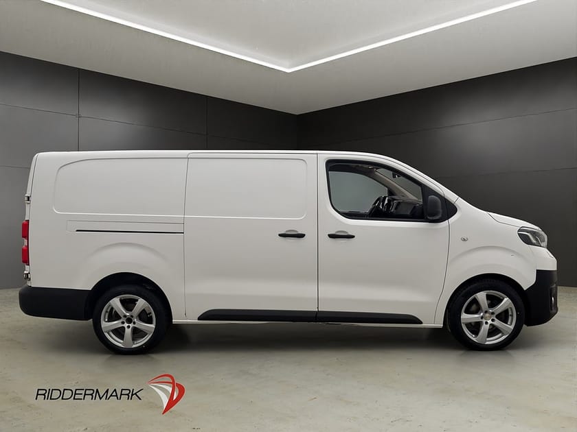 Bild 2 av Toyota Proace L3 Ny-Kamrem Värm PDC Drag HUD 2xDörrar Moms