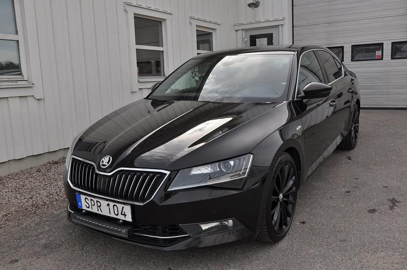 Bild 2 av Škoda Superb Skoda 2.0 TSI 280hk 4x4 L&K Canton Värmare Drag B-kam Drag