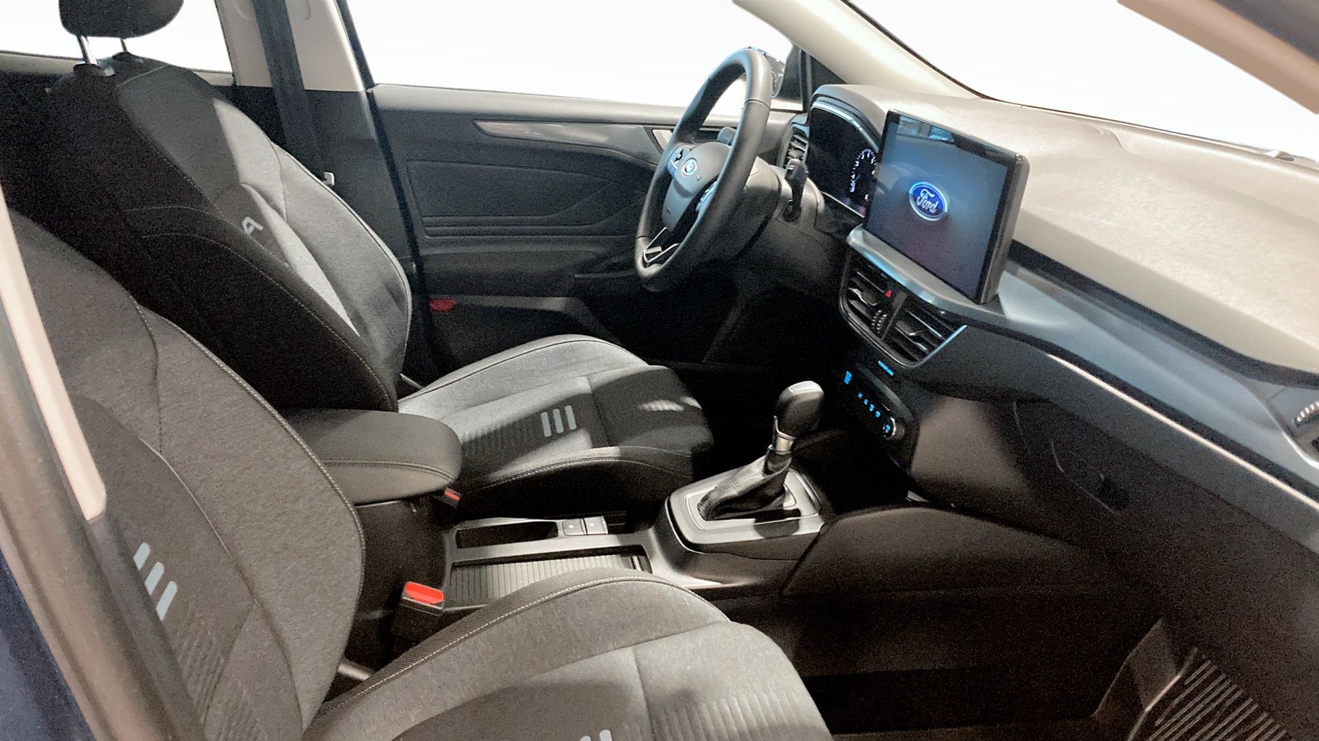 Ford Focus Active 2024, bild 3/9