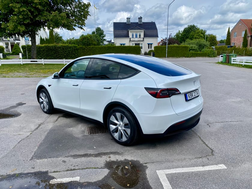 Bild 5 av Tesla Model Y Long Range AWD - Drag, Panorama, Vhjul