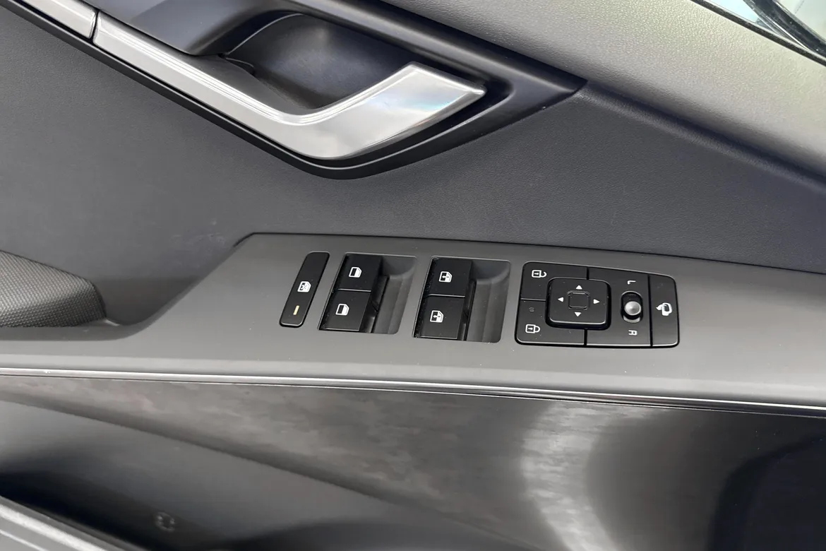 picture of a car