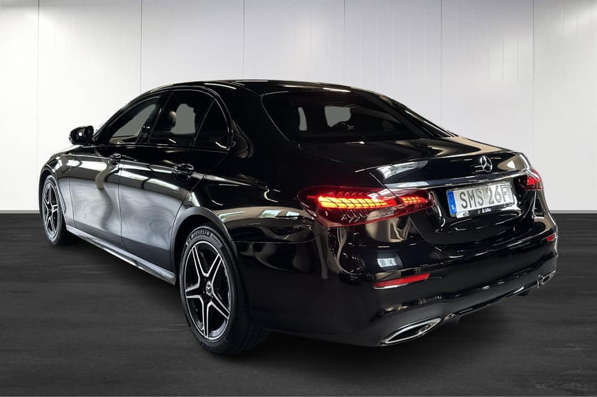 Bild 3 av Mercedes-Benz E 220 d E220d Sedan AMG Värmare Nightpackage Carplay