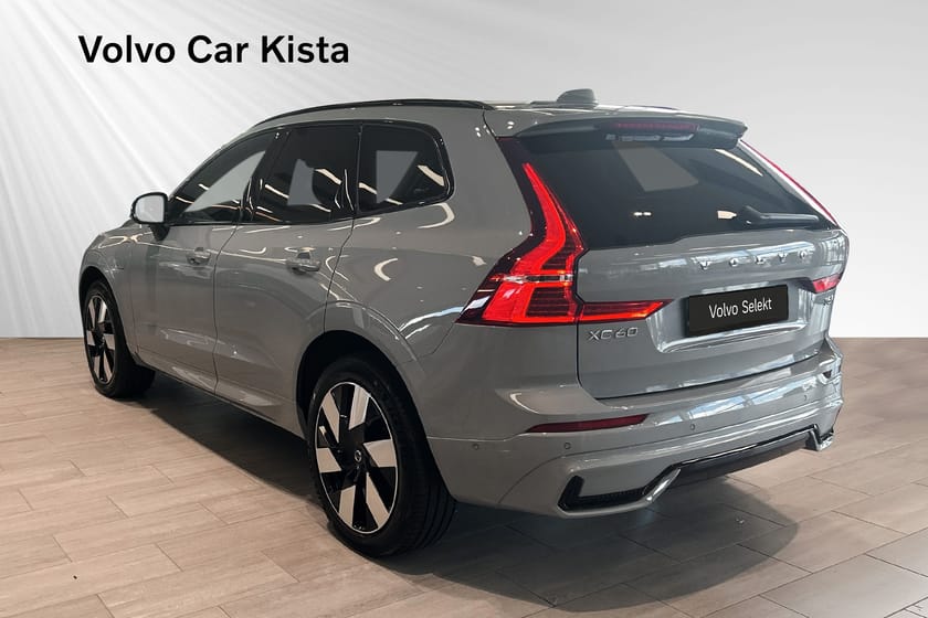 Bild 4 av Volvo XC60 T6 Plus Dark Edition Läder Pano HUD 360Kamera