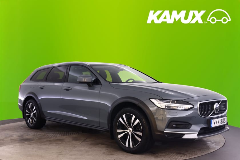 Bild 1 av Volvo V90 Cross Country B4 AWD Momentum Advanced B-kam Navi Drag Värm BLIS Keyless Skinn