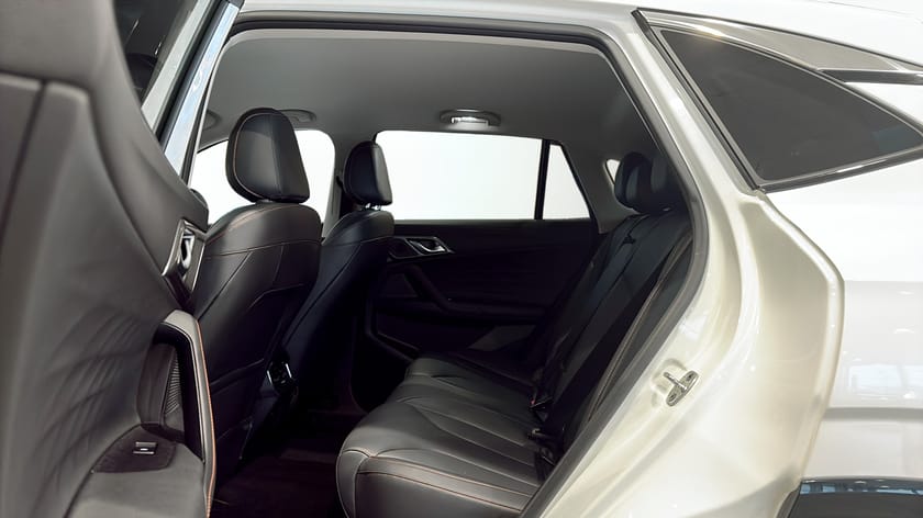 Bild 4 av MG HS PHEV Luxury Plug-In Hybrid 307hk Demobil