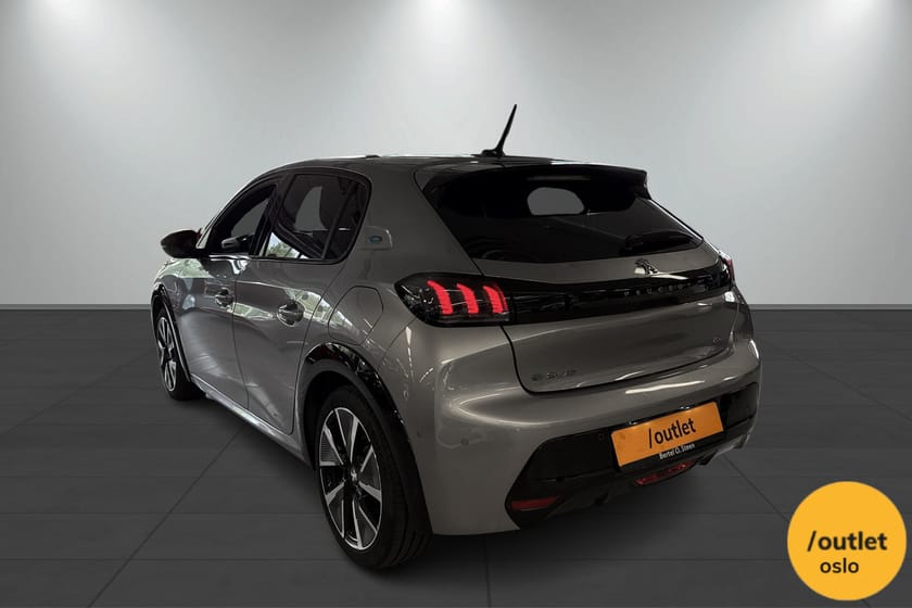 Bilde 3 av Peugeot e-208 57 kW 136HK | GT Line | Panorama soltak