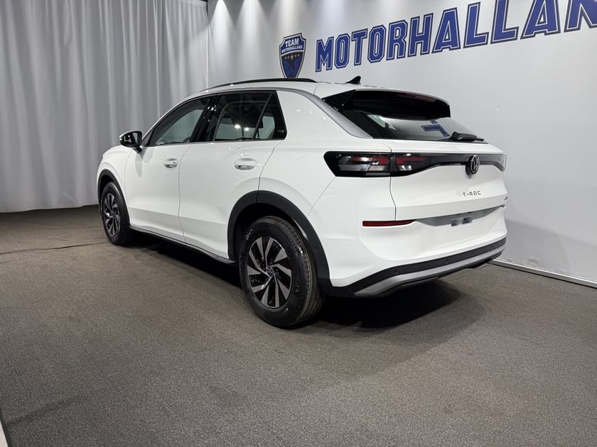 Bild 4 av Volkswagen T-Roc 1.5 Life / Drag / Kamera / CarPlay