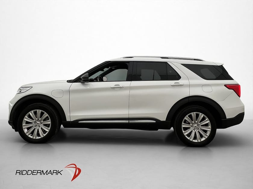 Bild 4 av Ford Explorer Plug-In Hybrid AWD 457hk Platinum 7-sits Pano 360 B&O
