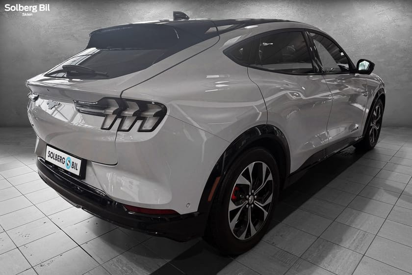 Bilde 2 av Ford Mustang Mach-E Long Range AWD 1-EIER/ACC/PANO/360 KAMERA/SERVICE INK