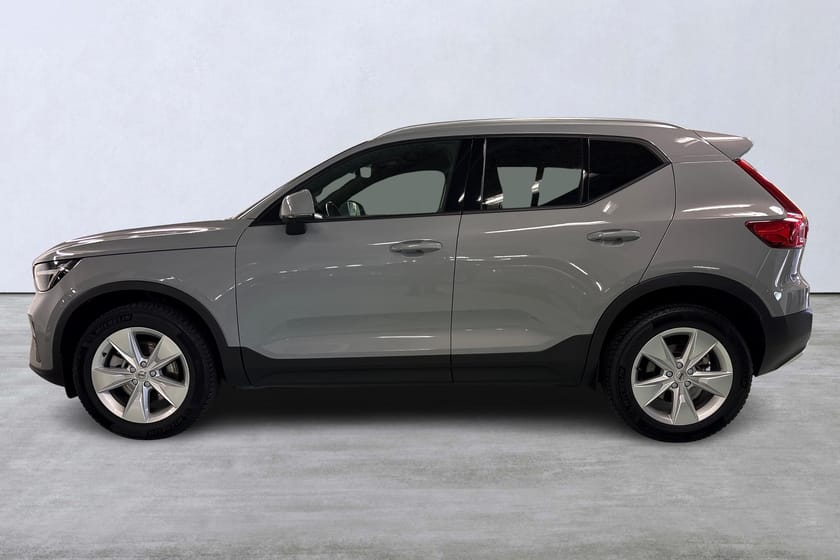 Bild 2 av Volvo XC40 B4 FWD Bensin Core SE