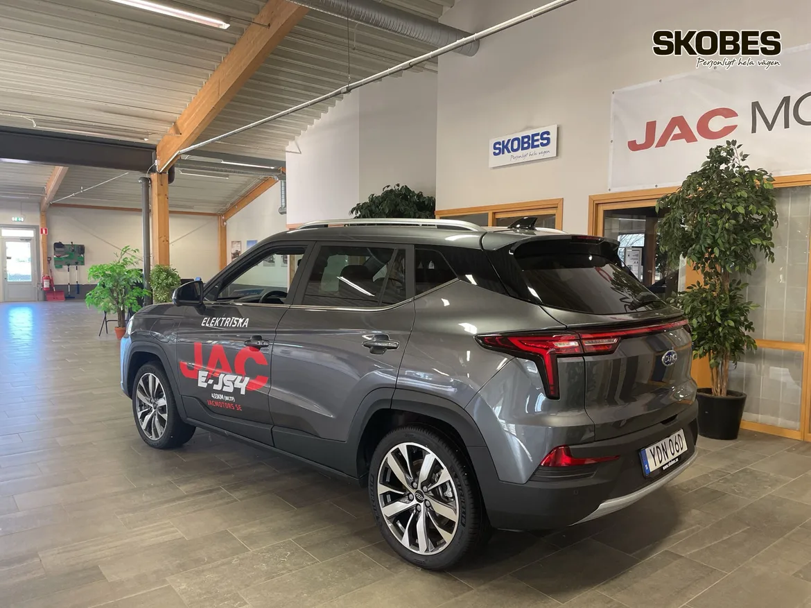 JAC e-JS4