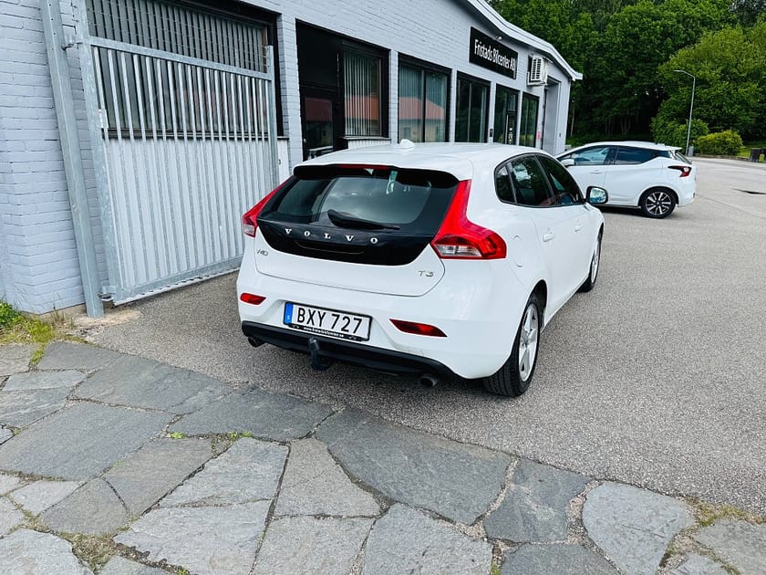 Bild 3 av Volvo V40 T3 150HK BUSINESS / DRAG / VÄRMARE