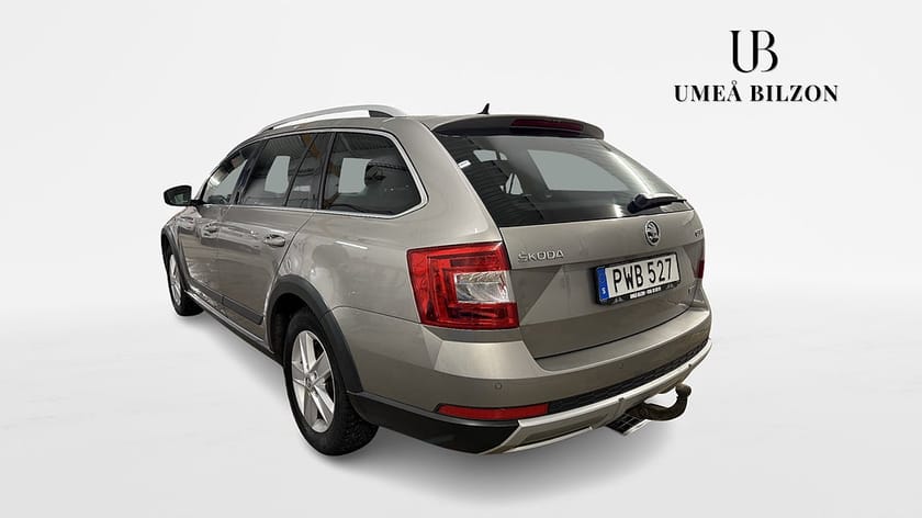 Bild 2 av Škoda Octavia Scout Skoda 2.0 TDI 4x4 Euro 6 Ny Kamrem!