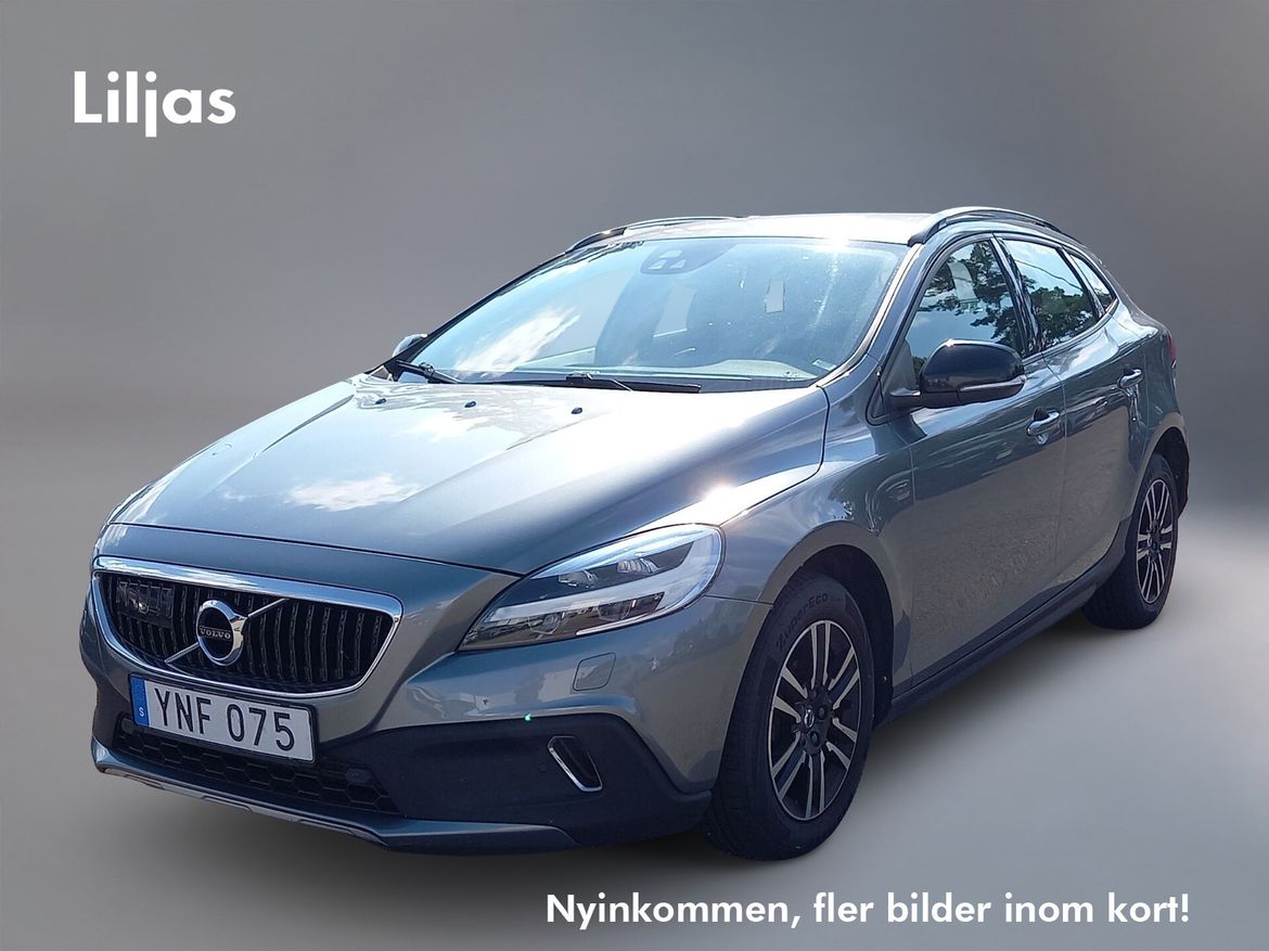 YNF075 – Volvo V40 Cross Country