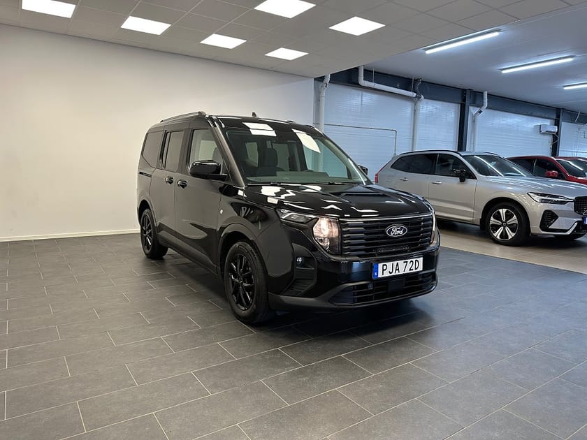 Bild 5 av Ford Tourneo Courier 1.0 EcoBoost 125hk Bakkamera Drag Värmare MOMS