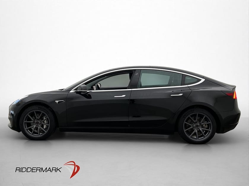 Bild 5 av Tesla Model 3 Long Range AWD Svensksåld Panorama Dragkrok
