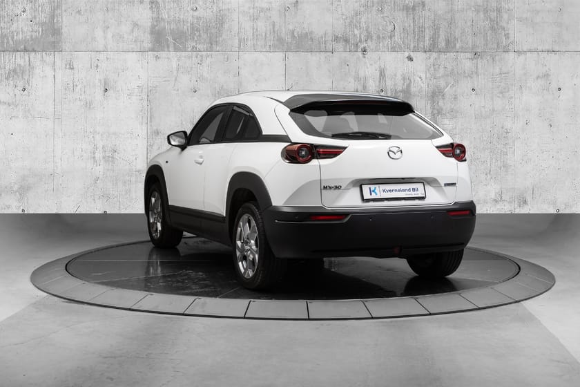 Bilde 3 av Mazda MX-30 e-Skyactiv EV MX-30, Exlusive, Lav KM, Carplay