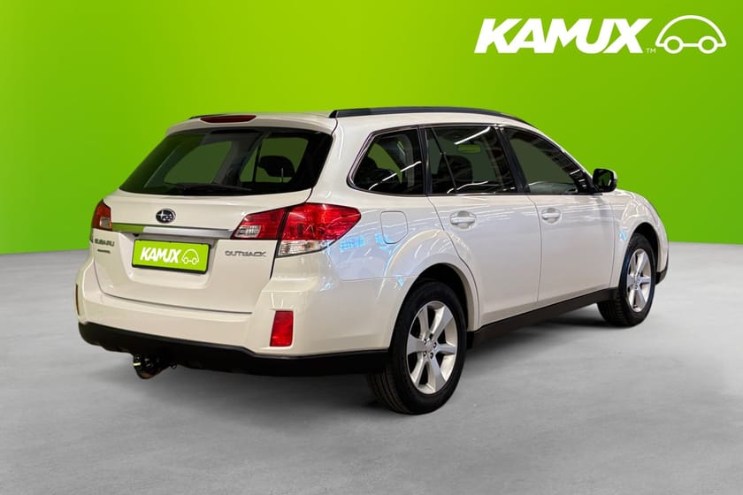 Bild 4 av Subaru Outback 2.5 4WD Lineartronic 173hk Värmare Kamera Drag Elstol