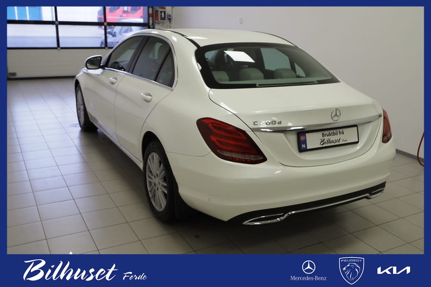 Bilde 2 av Mercedes-Benz C 200 d red VI LEVERER OVER HEILE LANDET