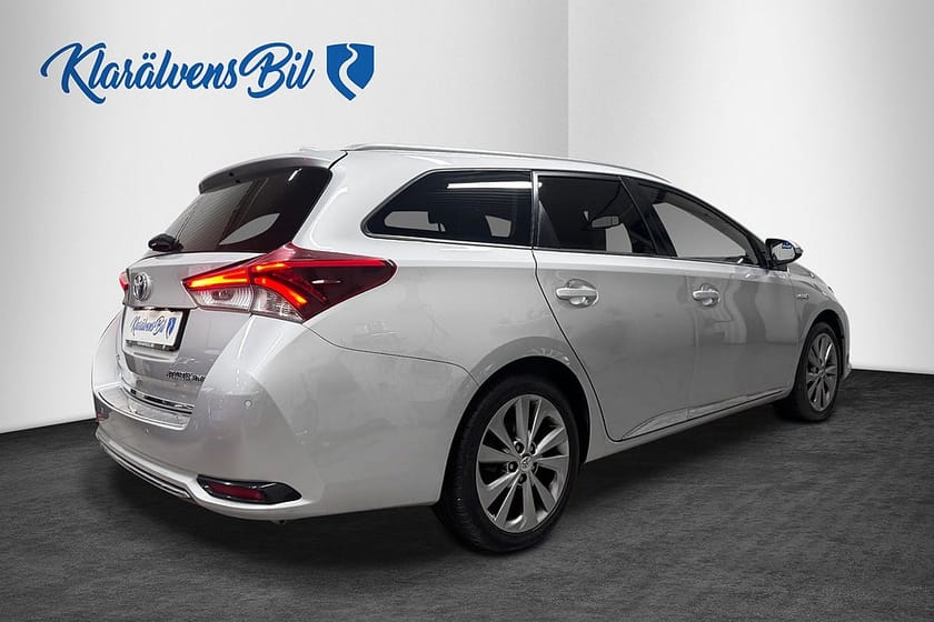 Bild 5 av Toyota Auris Touring Sports Hybrid Executive Euro 6 (136hk) Navi