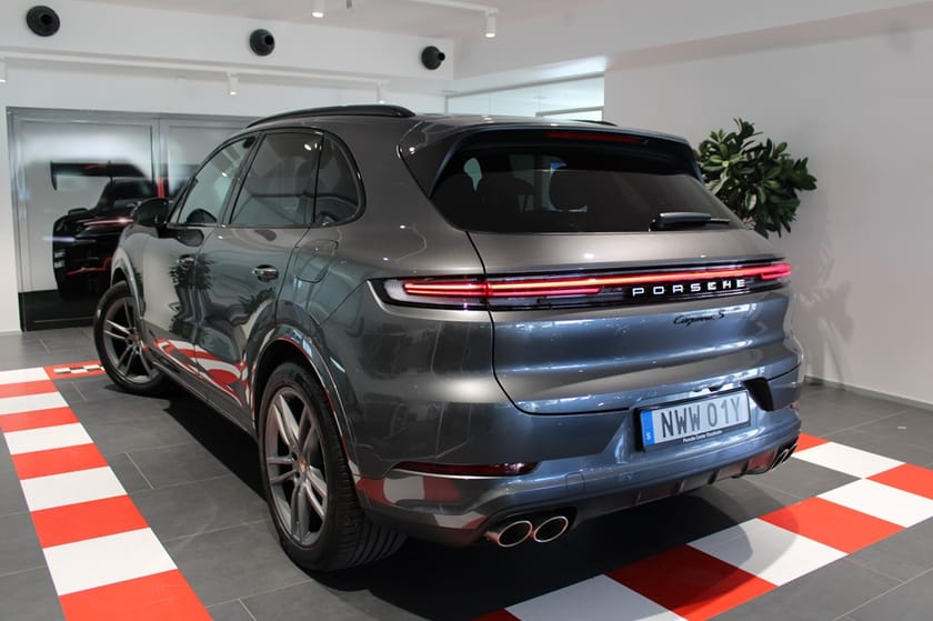 Bild 2 av Porsche Cayenne S E-Hybrid 