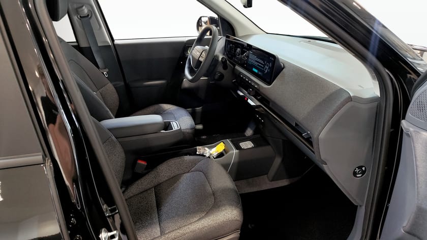 Bild 3 av Kia EV2 Standard Range PLUS SR 5-SITS *Laddkort 15.000kr*