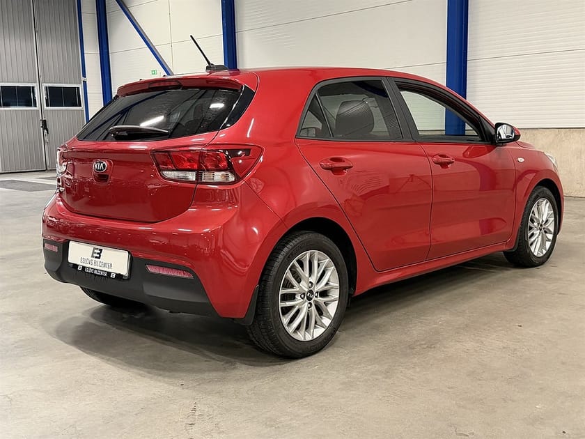 Bild 5 av Kia Rio 1.2 84 HK CVVT / Carplay / Backkamera /