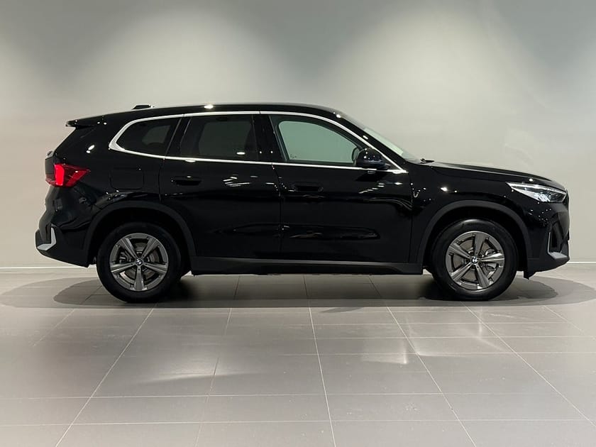 Bild 3 av BMW X1 xDrive25e Active Edition Drag Backkamera Tonade rutor