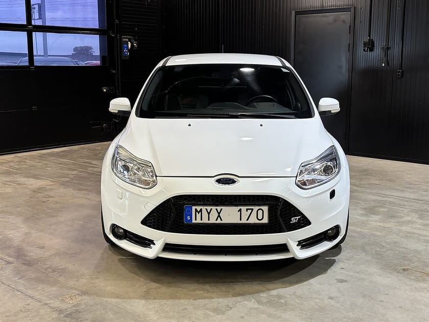 Bild 2 av Ford Focus ST (250hk) / Recaro / ST-3
