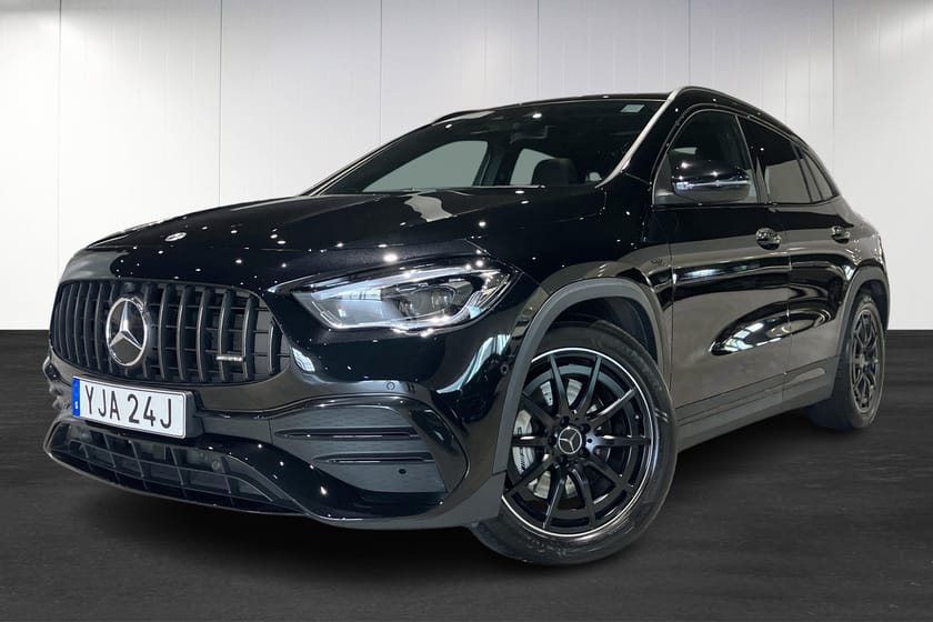 Bild 1 av Mercedes-Benz AMG GLA 35 4MATIC Panorama Värmare Drag