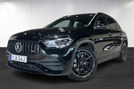 Mercedes-Benz AMG GLA 35 4MATIC Panorama Värmare Drag