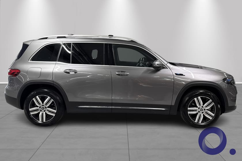 Bilde 5 av Mercedes-Benz EQB 300 4MATIC 7-SETER, RYGGEKAMERA, ADAPTIV CRUISEKONTROLL
