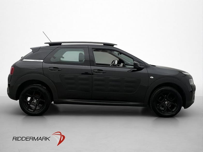 Bild 4 av Citroën C4 Cactus 1.2 PureTech 82hk Panorama 3-Brukare Nybes