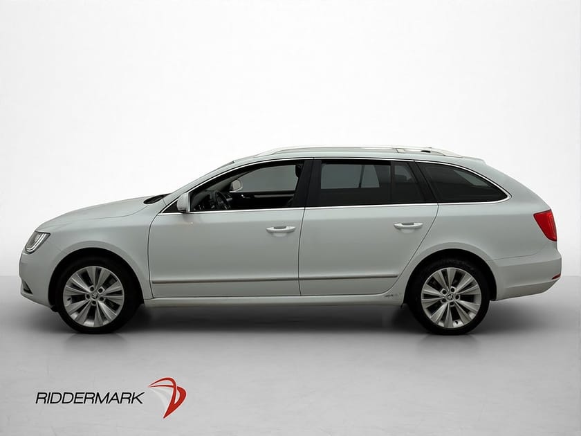 Bild 1 av Škoda Superb Kombi Skoda 2.0 TDI 4x4 170hk Elegance D-Värmare Drag