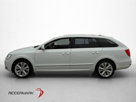 Škoda Superb Kombi Skoda 2.0 TDI 4x4 170hk Elegance D-Värmare Drag