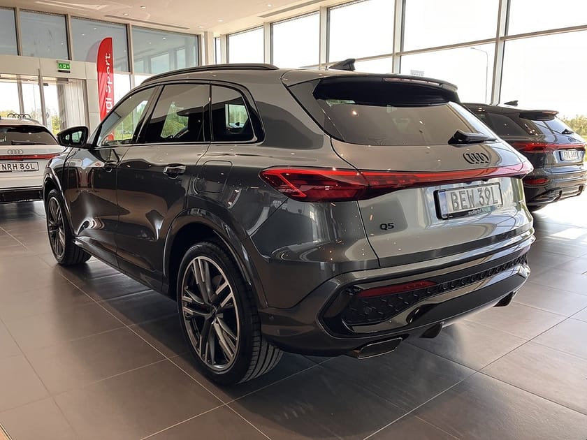Bild 5 av Audi Q5 e-hybrid quattro Sportback SUV 367hk Luft 21"