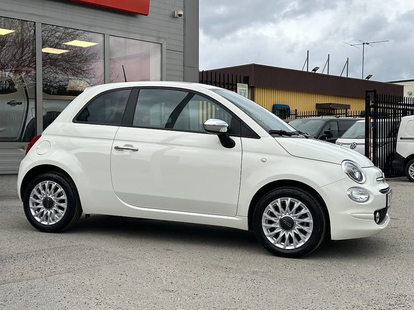 Bild 4 av Fiat 500 Hybrid 1.0 70hk | Parkeringssensorer | Stora skärmen |