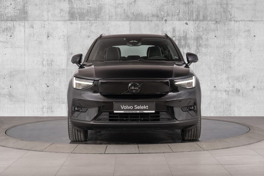 Bilde 5 av Volvo EX40 Twin Motor Performance Ultra Black Edt. Varmepumpe/360/Soltak/Harman Kardon