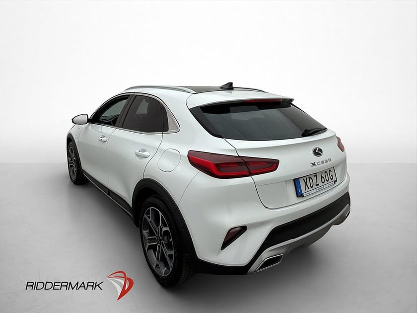 Bild 4 av Kia XCeed Plug-in Hybrid Adv Plus Cockpit Pano Kamera Skinn