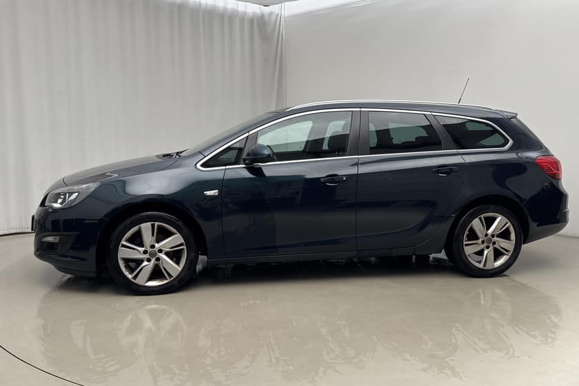 Bild 2 av Opel Astra Sports Tourer 1.4 Turbo ECOTEC (140hk)