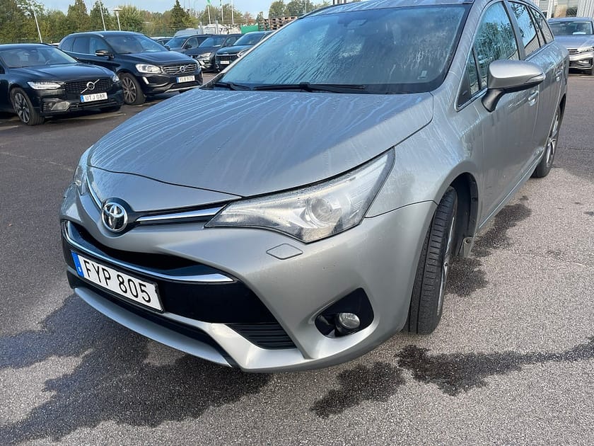 Bild 1 av Toyota Avensis Kombi
