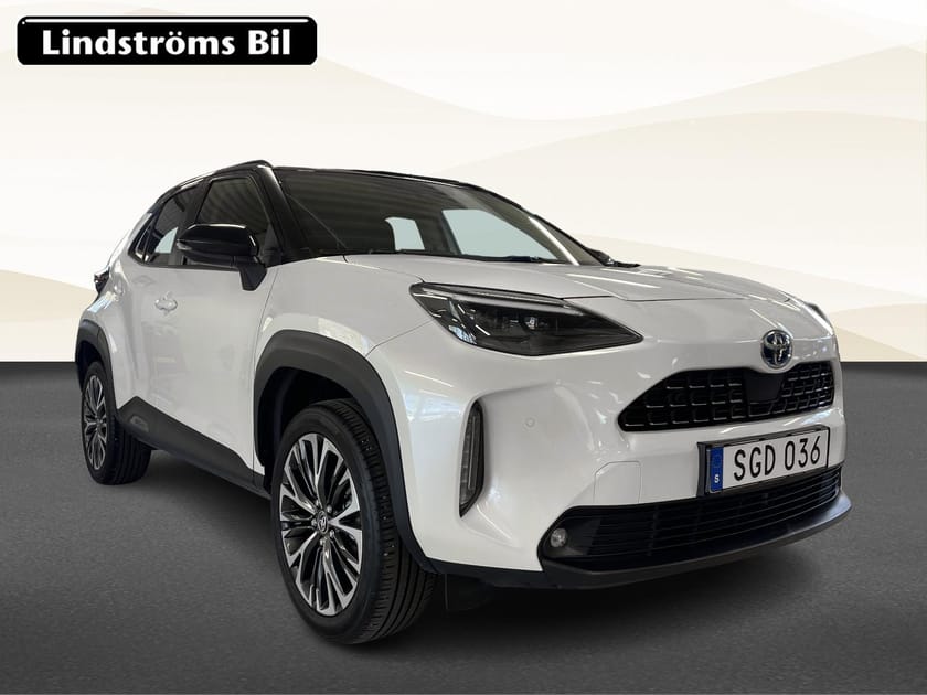 Bild 3 av Toyota Yaris Cross Hybrid 1,5 STYLE EDITION BITONE - Vinterhjul