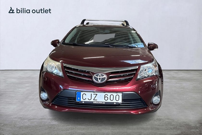 Bild 3 av Toyota Avensis Kombi 2.0 D-4D Business 126hk Navi Drag Backkamera
